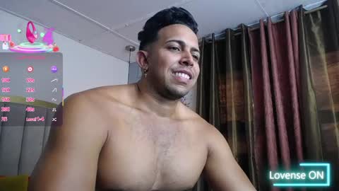 Snapshot of ryan_nesson chatting on 06-04-26, 07:31 Ryan online show from 06-04-26, 07:31