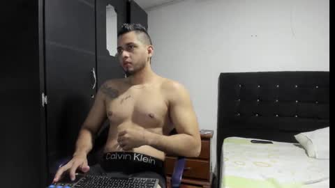 Snapshot of ryan_xc1 chatting on 09-11-25, 02:55 ryan_xc1 online show from 09-11-25, 02:55