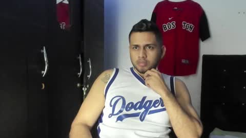 Snapshot of ryan_xc1 chatting on 10-07-25, 02:09 ryan_xc1 online show from 10-07-25, 02:09