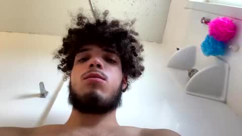 Snapshot of ryancotto193 chatting on 10-19-25, 05:24 ryancotto193 online show from 10-19-25, 05:24