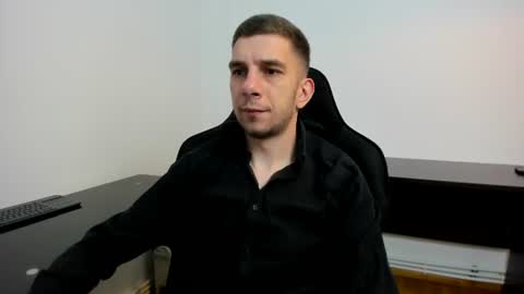 Snapshot of ryandusk chatting on 07-19-26, 08:12 Andrew C. online show from 07-19-26, 08:12
