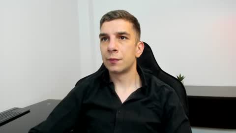 Snapshot of ryandusk chatting on 07-24-26, 09:02 Andrew C. online show from 07-24-26, 09:02