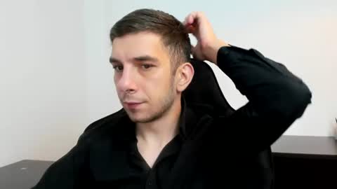 Snapshot of ryandusk chatting on 08-02-26, 08:07 Andrew C. online show from 08-02-26, 08:07