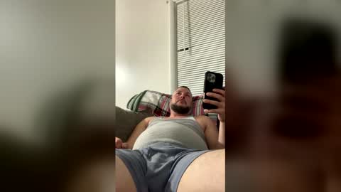 ryanmhoyt88 online show from 04-18-26, 03:43