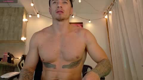 Ryan Blue ig ryannblue online show from 10-10-25, 12:42