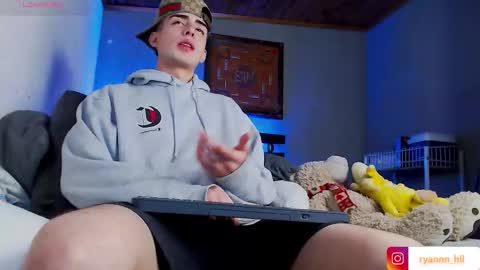 Ryannhill  online show from 02-19-26, 08:43