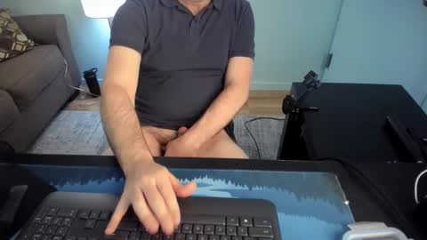 Snapshot of ryanontour chatting on 11-10-25, 06:29 Ryan in NYC online show from 11-10-25, 06:29