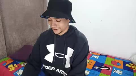 Snapshot of ryansbad235 chatting on 01-23-25, 10:32 sesbad online show from 01-23-25, 10:32