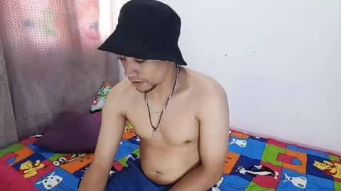 Snapshot of ryansbad235 chatting on 01-23-25, 01:35 sesbad online show from 01-23-25, 01:35