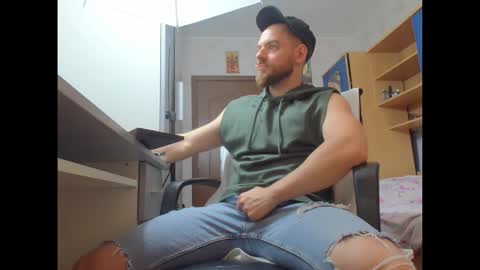 Ryanstone  online show from 11-29-25, 11:35