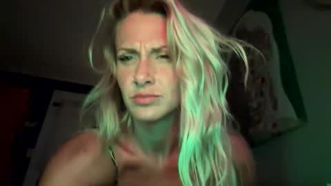 Snapshot of rydercox91 chatting on 06-06-26, 08:30 Ryder online show from 06-06-26, 08:30