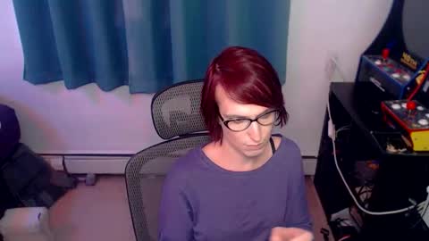 Snapshot of ryff_burnz chatting on 12-17-25, 06:36 Ryff Burnz online show from 12-17-25, 06:36