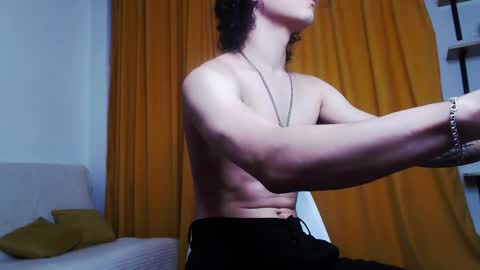 Snapshot of rylanstone chatting on 09-19-25, 02:46 Rylan online show from 09-19-25, 02:46