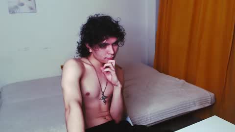Snapshot of rylanstone chatting on 09-23-25, 11:30 Rylan online show from 09-23-25, 11:30