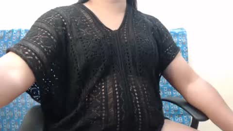 Snapshot of rylle_asian chatting on 02-15-26, 08:46 rylle_asian online show from 02-15-26, 08:46