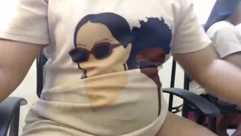 Snapshot of rylle_asian chatting on 02-28-26, 05:30 rylle_asian online show from 02-28-26, 05:30