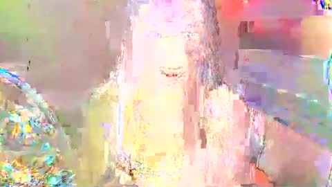 Snapshot of rynzian02 chatting on 12-22-25, 02:36 sopheamore online show from 12-22-25, 02:36