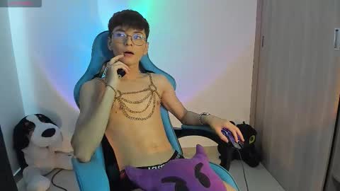 RYO BLEU online show from 12-15-25, 03:27