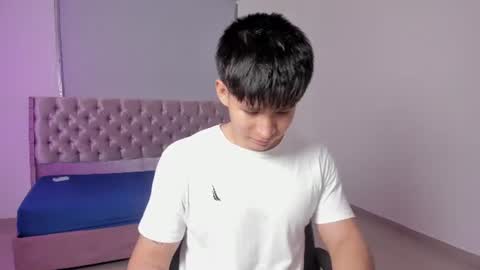 ryo_kush0 online show from 08-03-26, 02:00