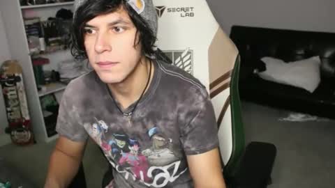 Ryot3 online show from 11-23-25, 01:22