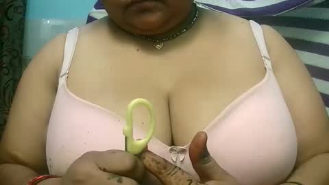 HotLovers online show from 10-09-25, 05:22