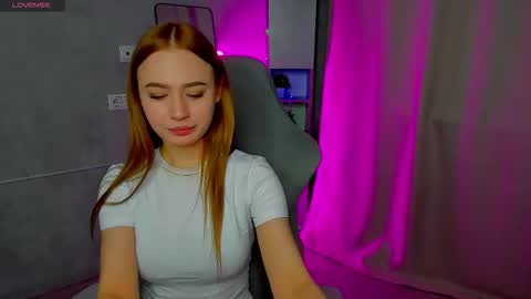 Snapshot of s0fia_kiss chatting on 12-16-25, 09:25 Sofia online show from 12-16-25, 09:25