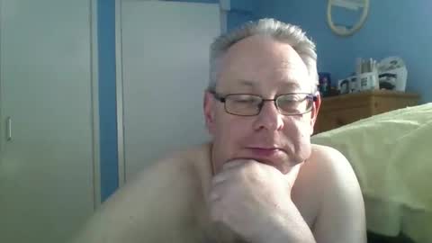 Snapshot of s536sny18 chatting on 05-17-26, 09:17 s536sny18 online show from 05-17-26, 09:17