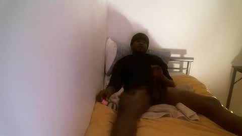 s8ukme90 online show from 09-12-25, 12:44