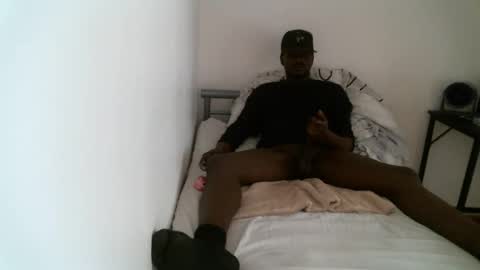 s8ukme90 online show from 09-23-25, 12:30