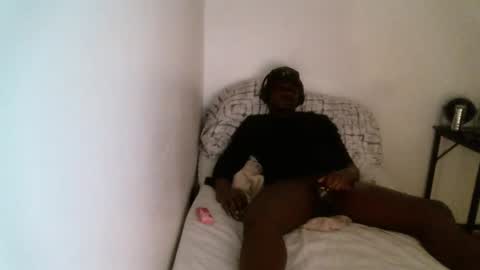 s8ukme90 online show from 09-24-25, 12:36