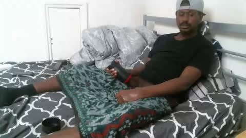 s8ukme90 online show from 10-19-25, 11:55