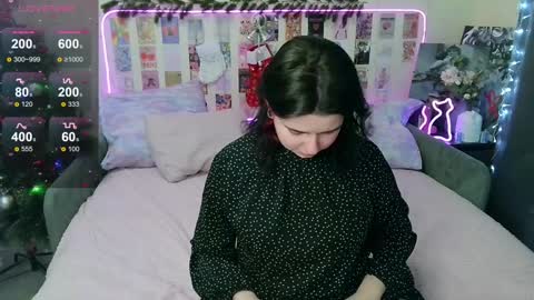 Snapshot of s_katekisa_ss chatting on 12-14-24, 12:22 Kate online show from 12-14-24, 12:22