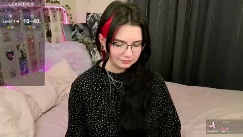 Snapshot of s_katekisa_ss chatting on 03-03-25, 05:31 Kate online show from 03-03-25, 05:31