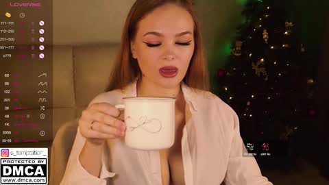 Snapshot of s_temptation chatting on 12-22-25, 09:50 Sonya online show from 12-22-25, 09:50