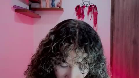 Snapshot of sabaha_ chatting on 12-02-25, 11:11 S A B A H A online show from 12-02-25, 11:11