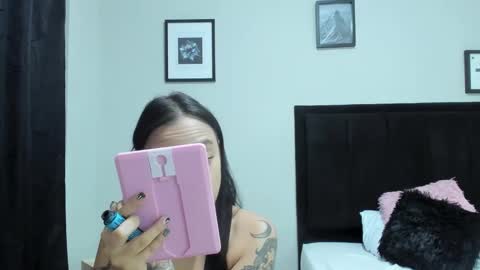           online show from 10-25-25, 07:19