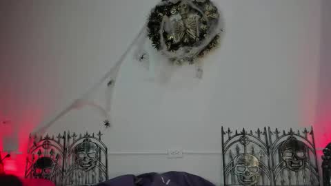 Snapshot of sabinamerchetti_ chatting on 10-13-25, 05:18 Sabina Merchetti online show from 10-13-25, 05:18