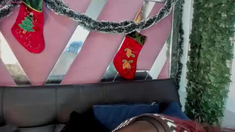 Snapshot of sabinamerchetti_ chatting on 11-20-25, 02:23 Sabina Merchetti online show from 11-20-25, 02:23