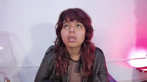 Snapshot of sabinamerchetti_ chatting on 11-24-25, 02:00 Sabina Merchetti online show from 11-24-25, 02:00