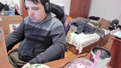 1141323  my Lord Mister Max   moms treasure online show from 12-29-24, 02:52