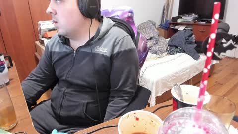 1141323  my Lord Mister Max   moms treasure online show from 01-16-25, 05:42