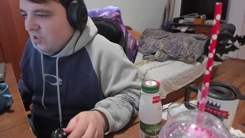 1141323  my Lord Mister Max   moms treasure online show from 01-18-25, 02:58