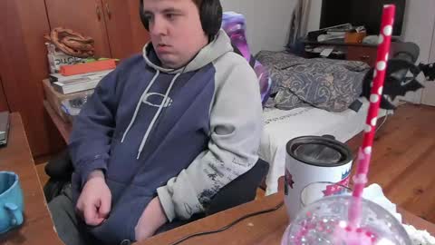 1141323  my Lord Mister Max   moms treasure online show from 01-18-25, 09:13