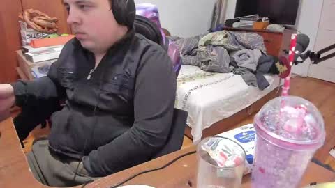 1141323  my Lord Mister Max   moms treasure online show from 01-24-25, 12:52