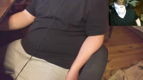 1141323  my Lord Mister Max   moms treasure online show from 09-19-25, 08:20