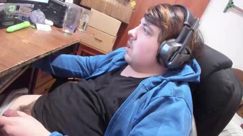 1141323  my Lord Mister Max   moms treasure online show from 03-08-26, 10:46