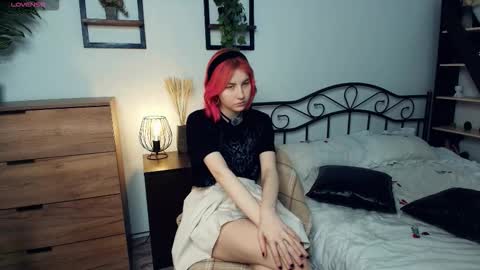 Snapshot of sabr1naa chatting on 12-15-25, 07:45 Sabrina online show from 12-15-25, 07:45