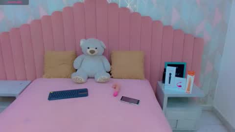 sabriana_smith1 online show from 03-31-26, 05:35