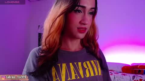 Snapshot of sabriina_fox999 chatting on 09-10-25, 01:49 sabrina fox online show from 09-10-25, 01:49