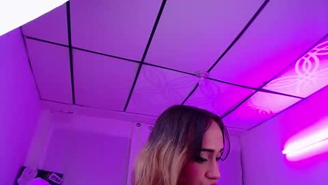 Snapshot of sabriina_fox999 chatting on 09-12-25, 05:07 sabrina fox online show from 09-12-25, 05:07